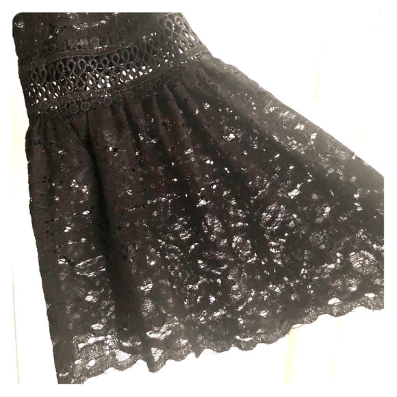 Black Tommy Hilfiger lace dress, sz 6. Like new. - Picture 2 of 6